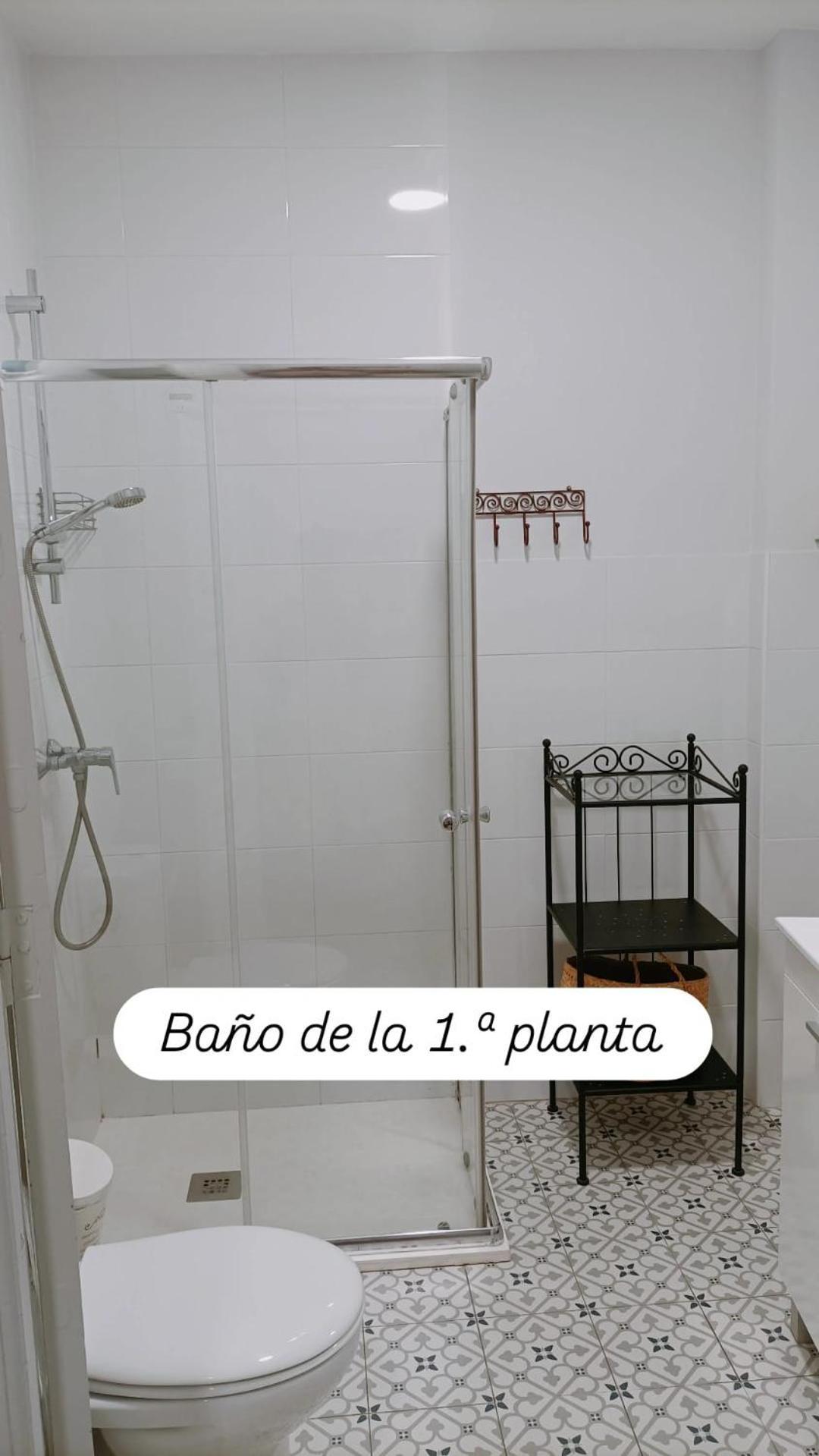 Apartamentos En La Plaza Dona Elvira, 7 Sevilla Exteriör bild